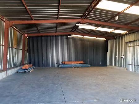 entrepôt industriel