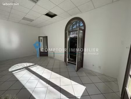 local 30 m² vergèze