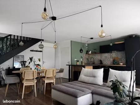 appartement duplex t3 + 2 places de parking