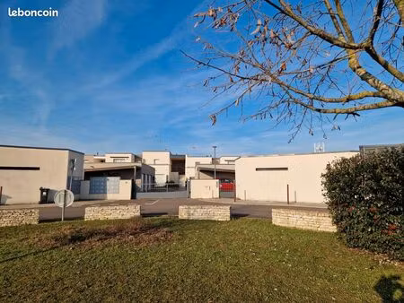 gevrey-chambertin 2 pieces/parking