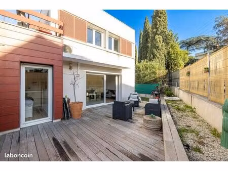 particulier vend maison t5 récente – terrasses – calme – proxilite michelet