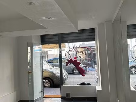 local commercial 19 m² le muy