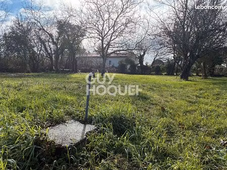 terrain 441 m² launac