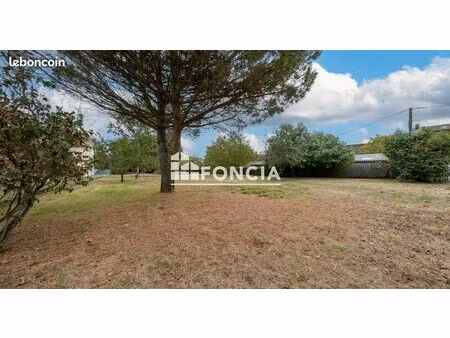 centre rieumes : bien d’exception : terrain constructible de 1 336 m² dans un environnemen