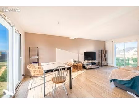 maison 6 pièces 90 m²