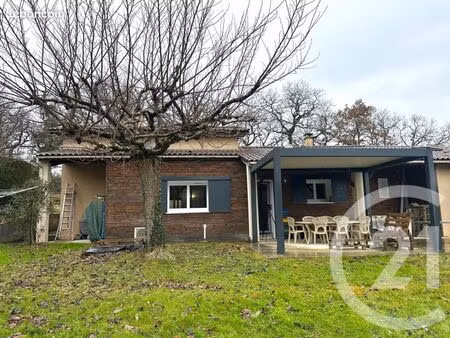 maison 7 pièces 179 m²