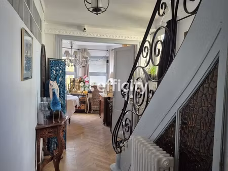 maison 6 pièces - 180 m²