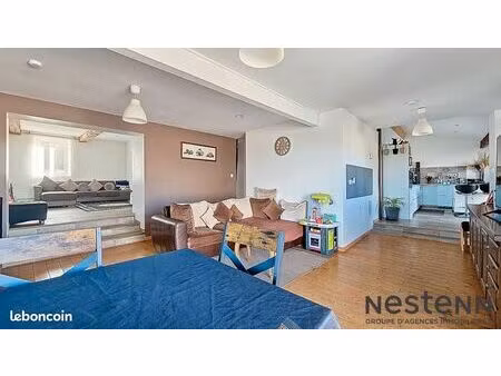 maison 6 pièces 213 m²