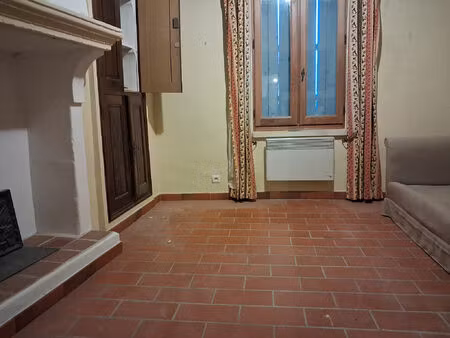 location appartement 4 pièces 80 m² à caromb (84330)