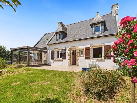 propriété 7 pièces 124 m²