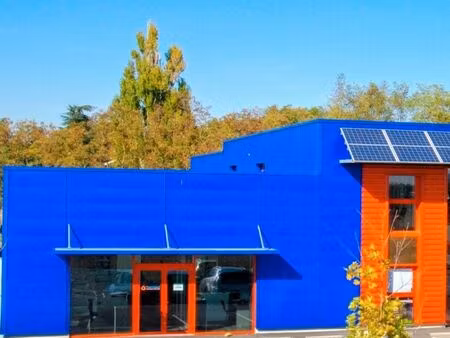 zone eurocentre local indépendant de bureaux