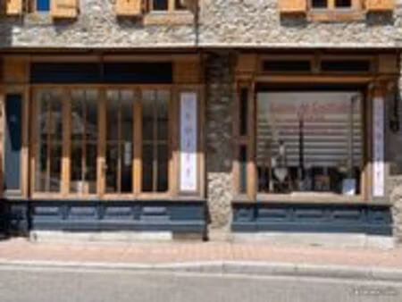 local commercial rénové