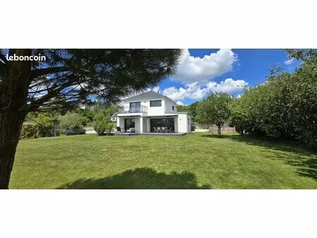 maison 4 pièces 110 m²