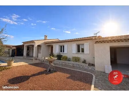 villa 5 pièces 105 m²
