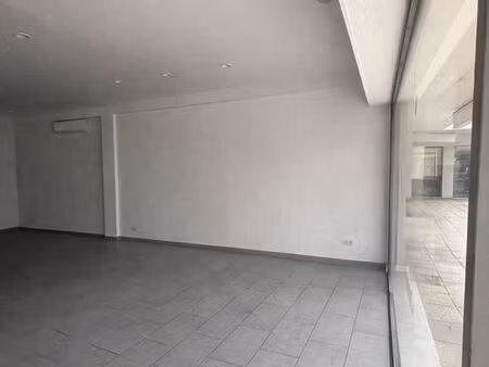 bail commercial 13009