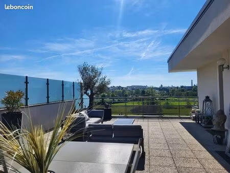 appartement 6 pièces 136 m²