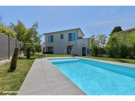 maison 6 pièces 135 m²