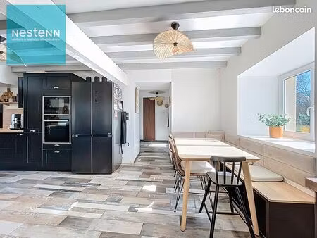 maison 7 pièces 225 m²