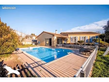 villa 5 pièces 161 m²