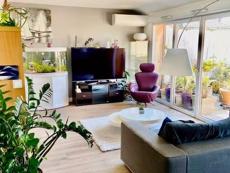 gd t5 cœur de ville au calme