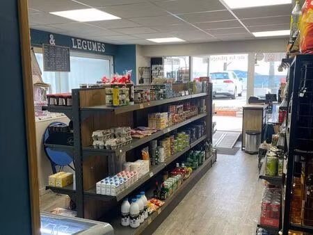 supérette bord de mer