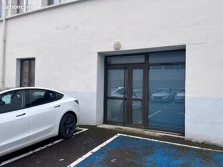 bureaux 70 m² landerneau