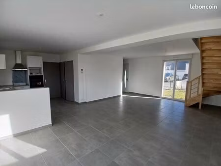 maison individuelle avec jardin