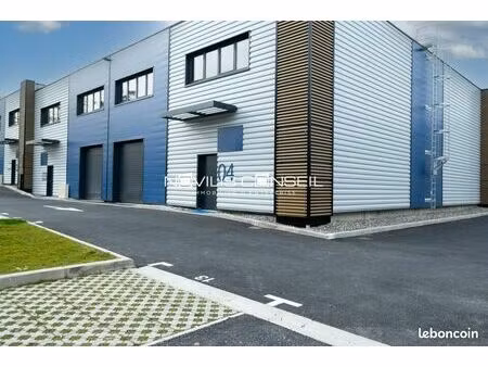 local d'activité 325 m²