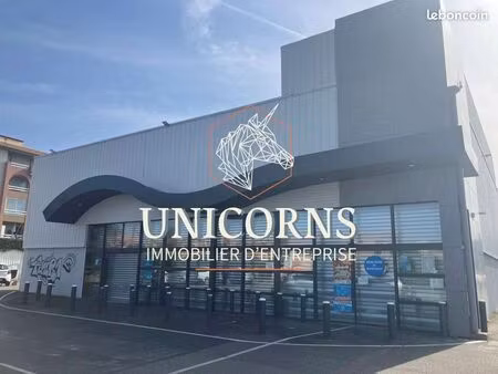 local commercial 450 m²