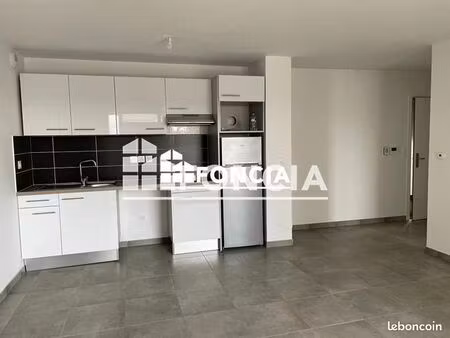 appartement 3 pièces 64 m²