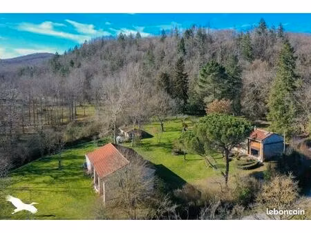 ferme 9 pièces 289 m²