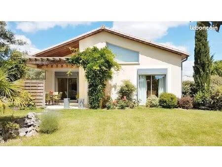 villa 5 pièces 176 m²