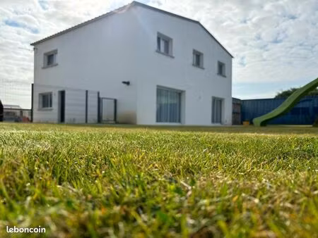 à louer espace polyvalent