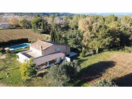 grande maison meublée avec piscine privée 13*6