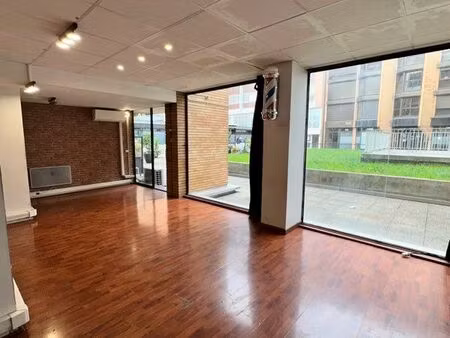 murs local commercial à saint georges cœur centre ville