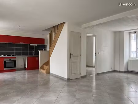 maison de ville 6 pièces 80 m²