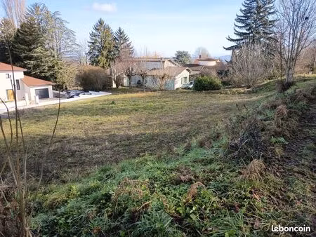 terrain constructible