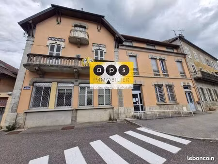 immeuble 20 pièces salins-les-bains