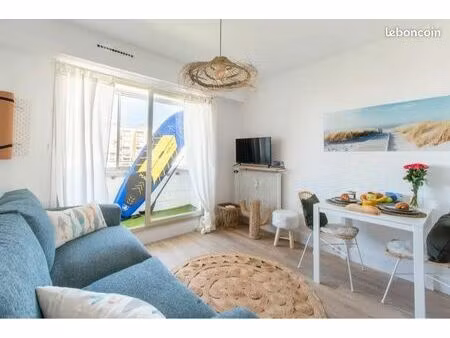 studio carnon surf & yoga vue port wifi netflix