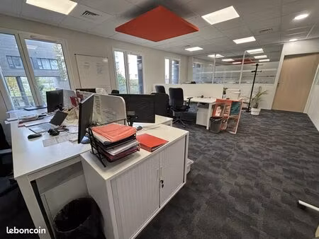 bureaux 417 m² bruges