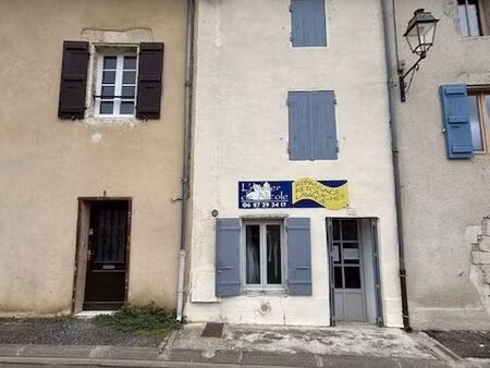 ? maison de ville lumineuse – centre de condom – 70 m² sur 2 niveaux