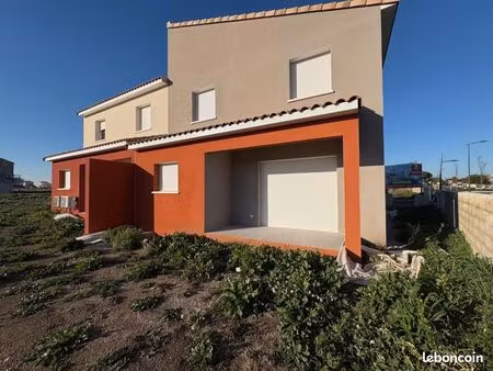 villa 4 pièces 83 m²