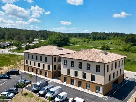 bureau de 11 45 m2 sur plateau de 154 84 m2