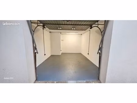 garage / box individuel de 15 m2 environ