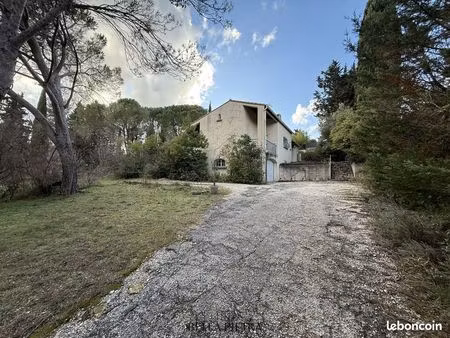 maison 5 pièces 142 m²