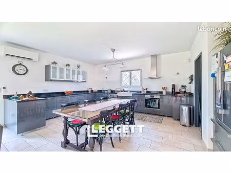 maison 5 pièces 138 m²