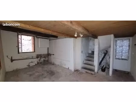 cruzy maison de village a renover