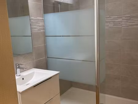 appartement 71m2 la riche (37)