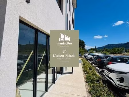 local commercial 77 m² aubagne