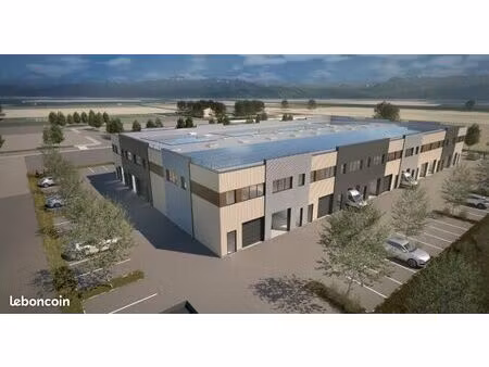 local d'activité 108 m²